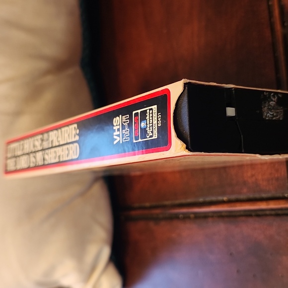 VHS TAPE - Picture 3 of 6